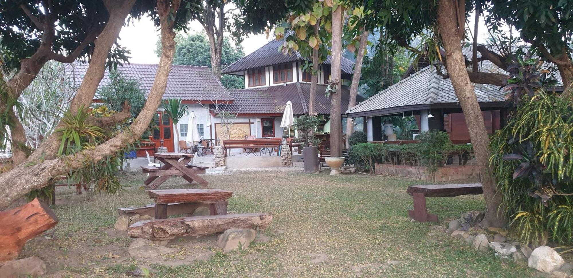 จำค่า ชาเลท์ บ้านพักสวนเกษตร 람빵 객실 사진